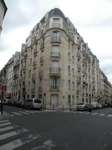  angle des rues Lauriston et Copernic